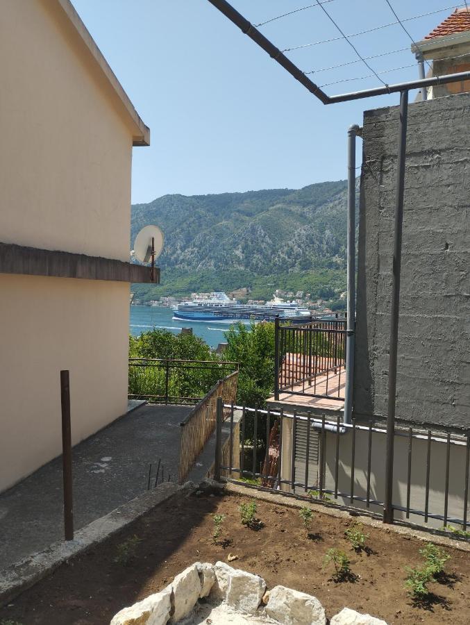State Apartmants 2 Kotor Exterior photo